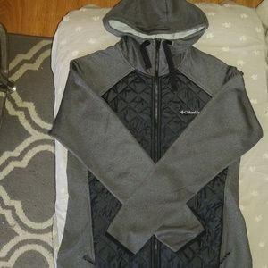 Columbia Sportswear Sweater/Jacket